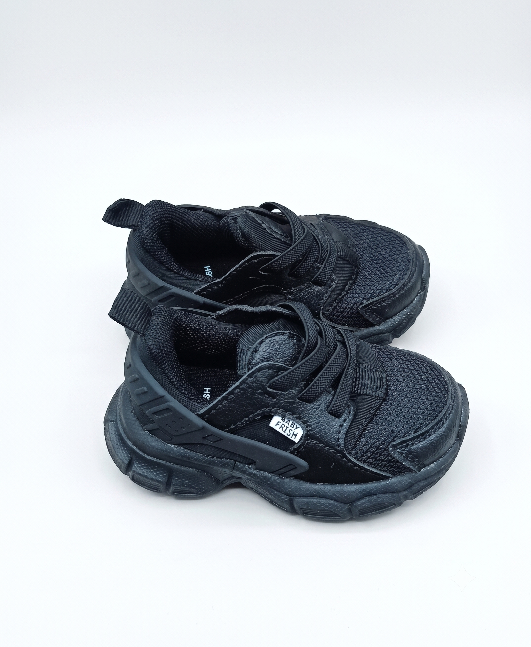 748322 JOTA TENIS 19 Negro 7703259495414